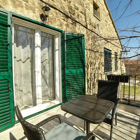 Apartamento Dora Sinj