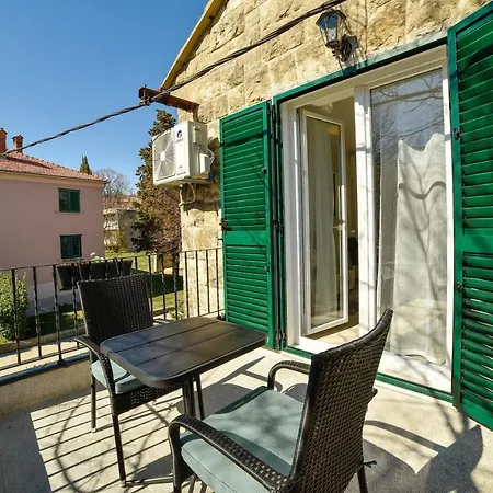 Apartamento Dora Sinj