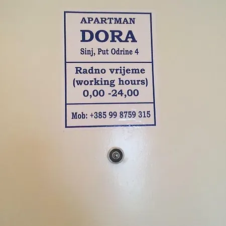 Dora *